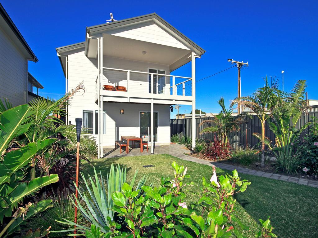 Sunset At Snapper Point - Aldinga Beach - C21 Southcoast Holidays Villa Exterior photo